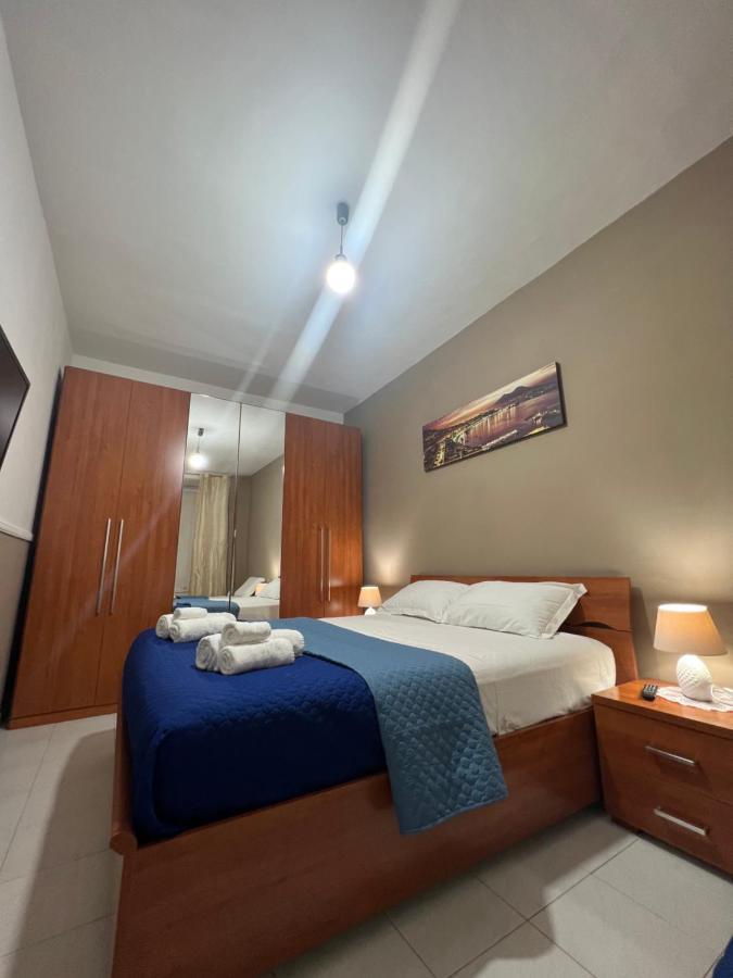 La Nova Apartment Наполи Екстериор снимка